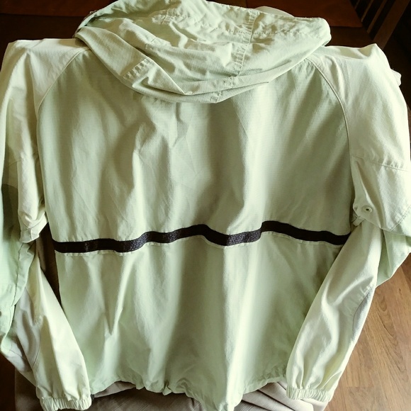 🍁Columbia packable jacket size medium. - Picture 2 of 2